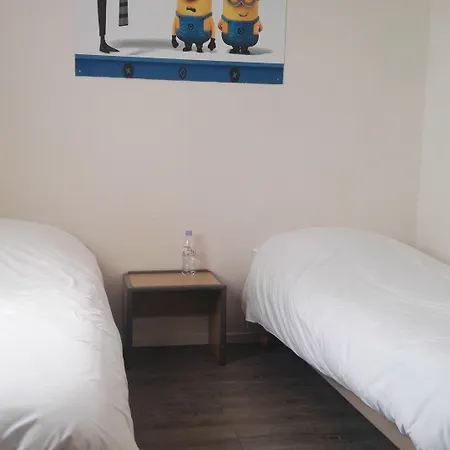 Kyriad Szálloda 3*