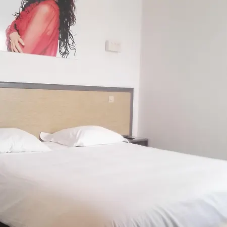 Hotel Alliance - Proche Paris Joinville