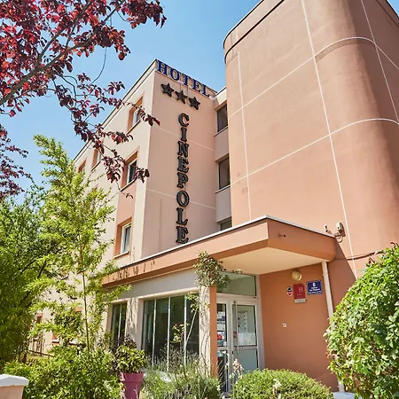 מלון Alliance - Proche Paris ז'ואנוויל-לה-פו