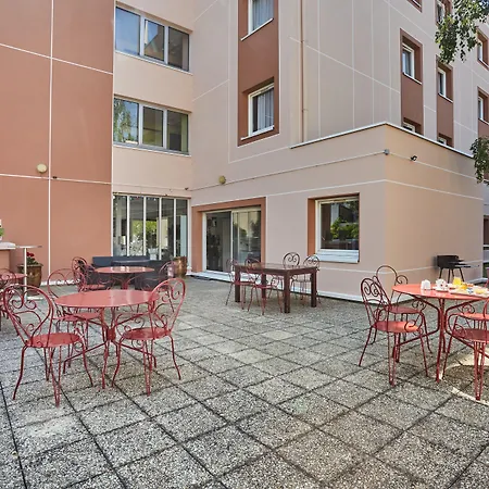 Hotel Alliance - Proche Paris 3*