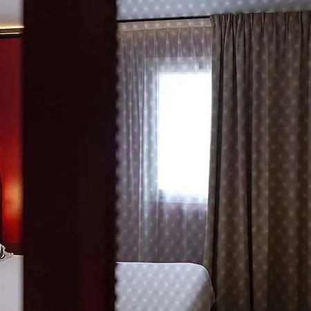 Hotel Kyriad Joinville-le-Pont