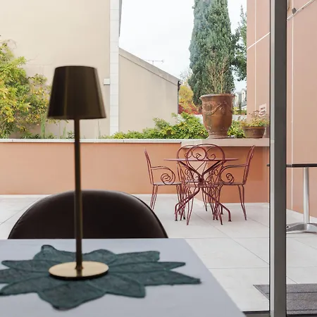 Alliance - Proche Paris Hotel 3*