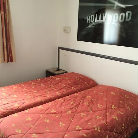 Hotel Cinepole - Proche Paris 3* Joinville-le-Pont